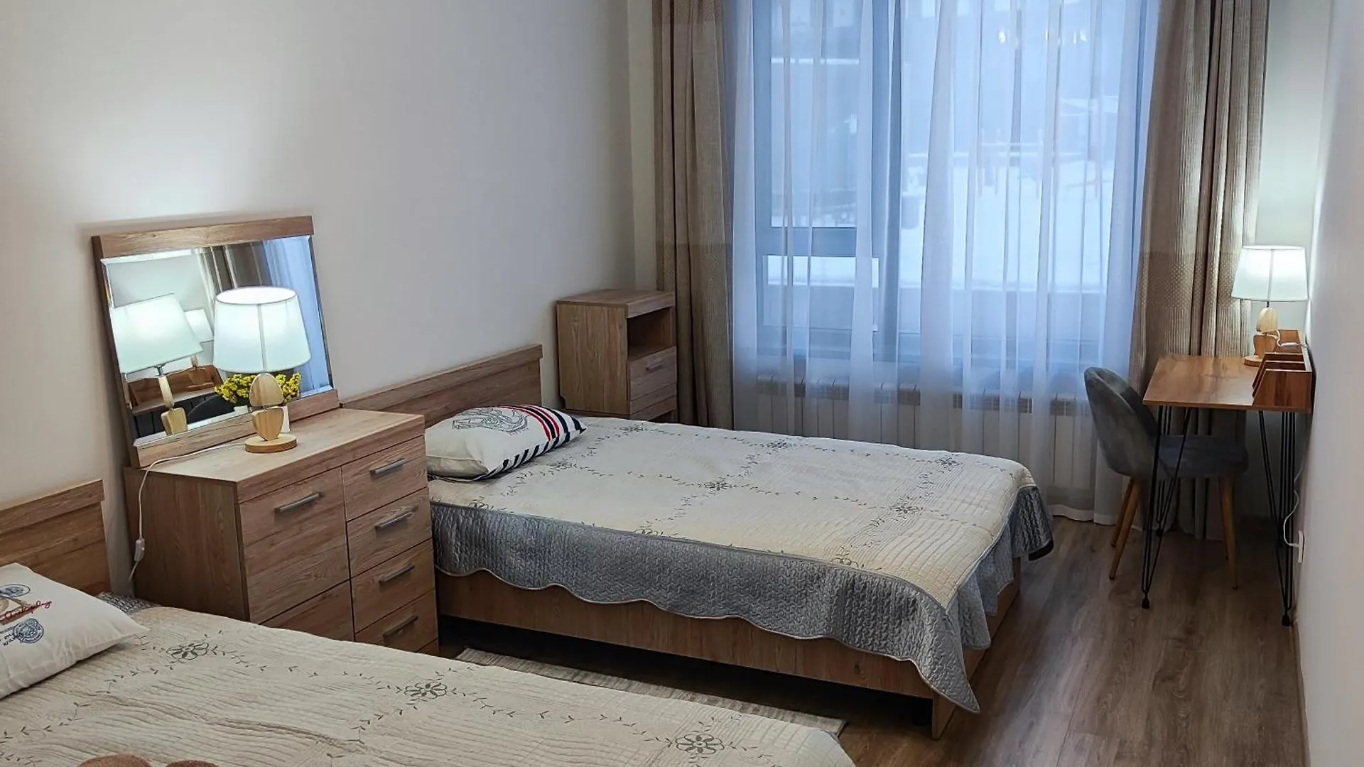 kontakty Apartment Near The Kazakhstan Hotel In Almaty
